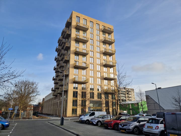 Photo of property Jaap van der Hoekplaats 218, Rotterdam