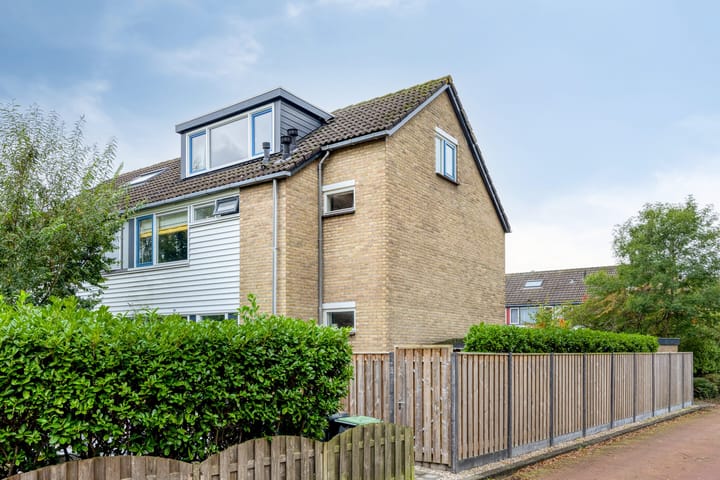 Photo of property Jac. P. Thijssepark 351, Naarden