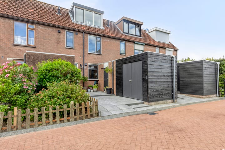 Jachthoek 6 in Zuidland