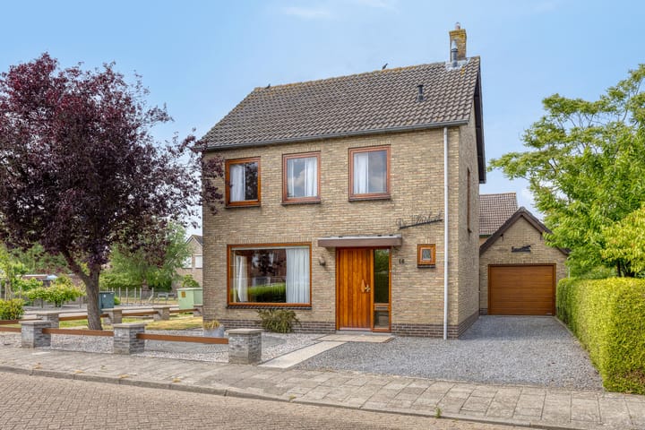 Photo of property Jacintastraat 14, Graauw