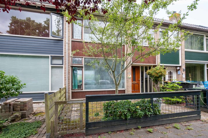 Photo of property Jacob Catslaan 32, Uithoorn
