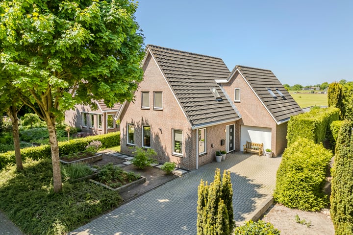 Jacob Katsstraat 11 in Alteveer