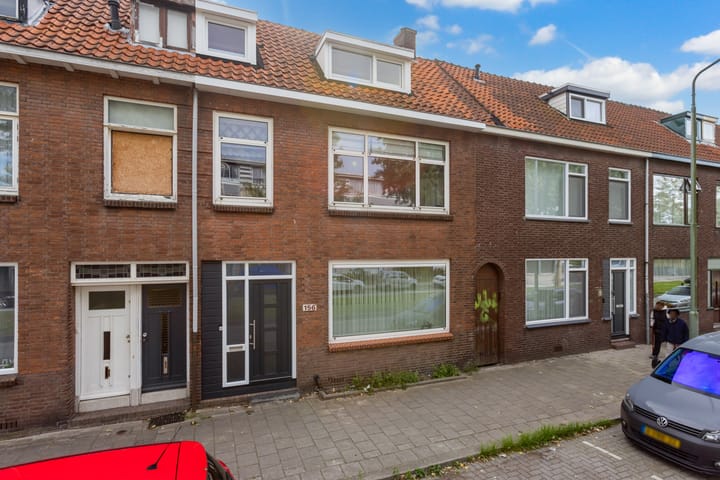 Photo of property Jacob Marisstraat 156, Dordrecht