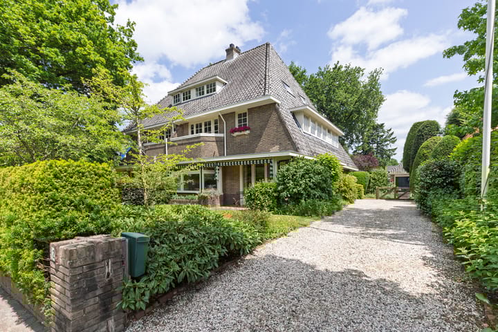 Photo of property Jacob Obrechtlaan 2, Bussum