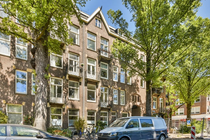 Jacob Obrechtplein 9-1 in Amsterdam Foto