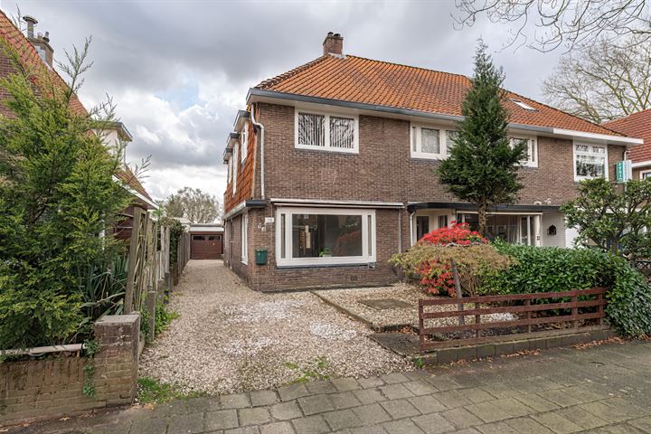 Jacob Peetstraat 31 in Hilversum