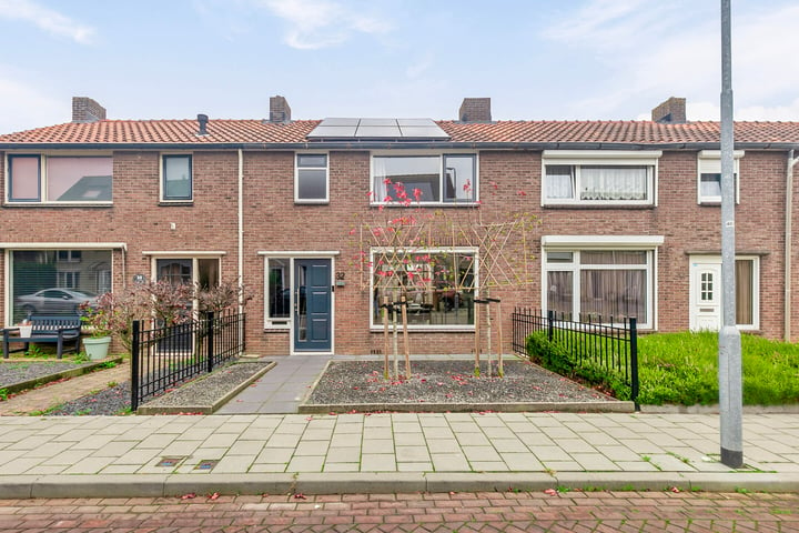 Jacob Roggeveenstraat 32 in Goes