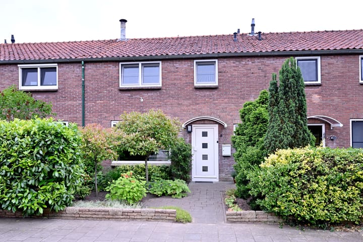Photo of property Jacob van Deventerstraat 5, Deventer