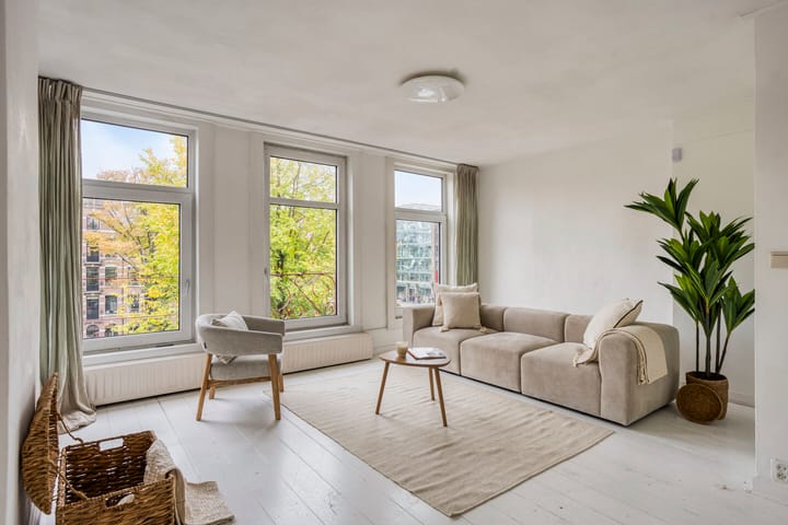 Photo of property Jacob van Lennepkade 50-3, Amsterdam