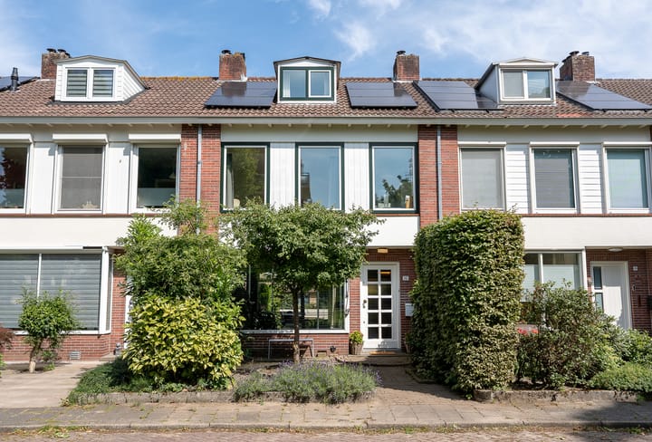 Jacob van Lennepstraat 17 in Breda