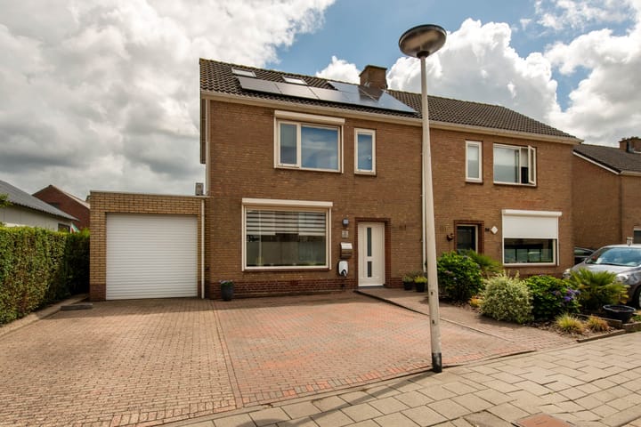 Jacob van Lennepstraat 22 in Zegge