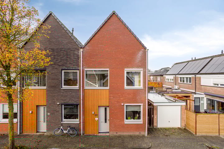 Photo of property Jacob van Lennepstraat 27, Enschede