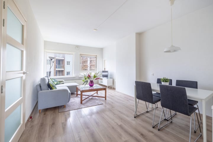 Photo of property Jacob van Lennepstraat 51, Voorburg