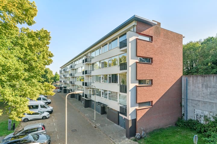 Jacob van Ruijsdaelstraat 34a in Roosendaal