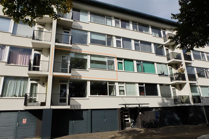 Jacob van Ruijsdaelstraat 52a in Roosendaal