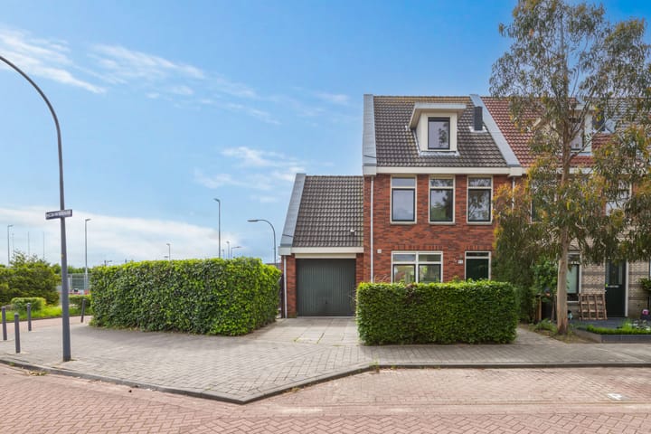 Jacoba van Beierenlaan 95 in Uitgeest Foto