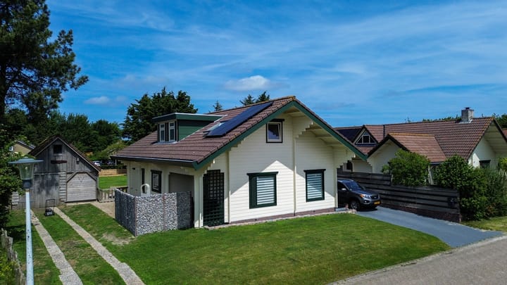Photo of property Jacobshiem 15, Nes