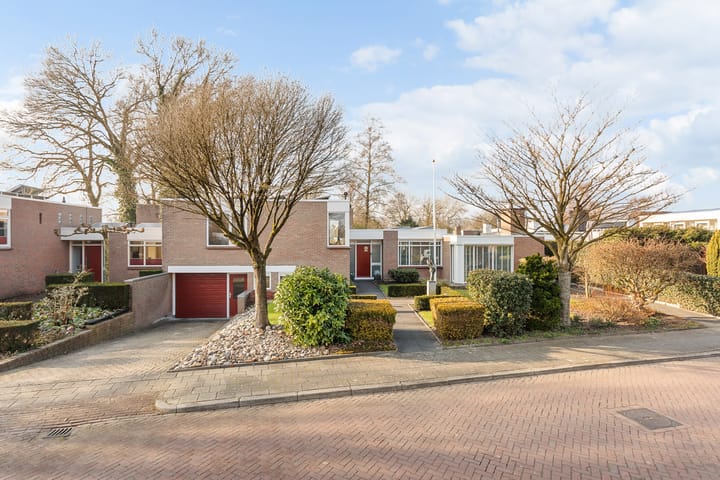 Jacques Perkstraat 2 in Nijverdal