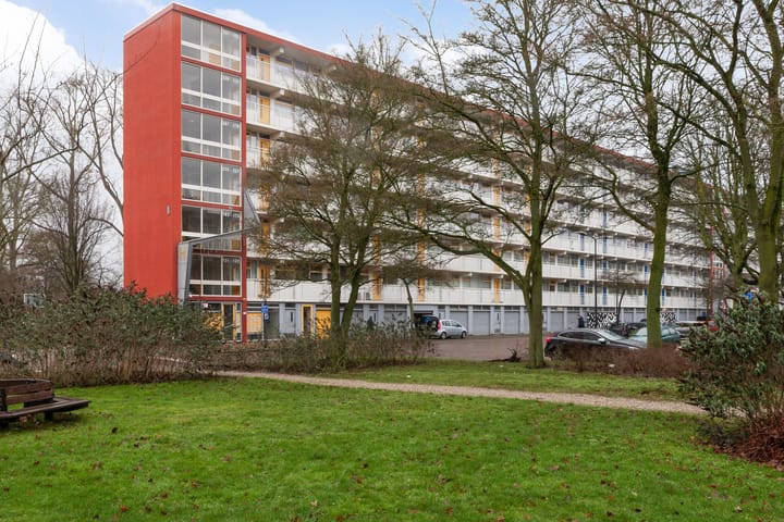 Jacques Urlusplantsoen 383 in Leiden