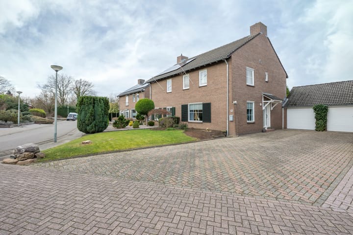 Photo of property Jagerspad 51, Landgraaf