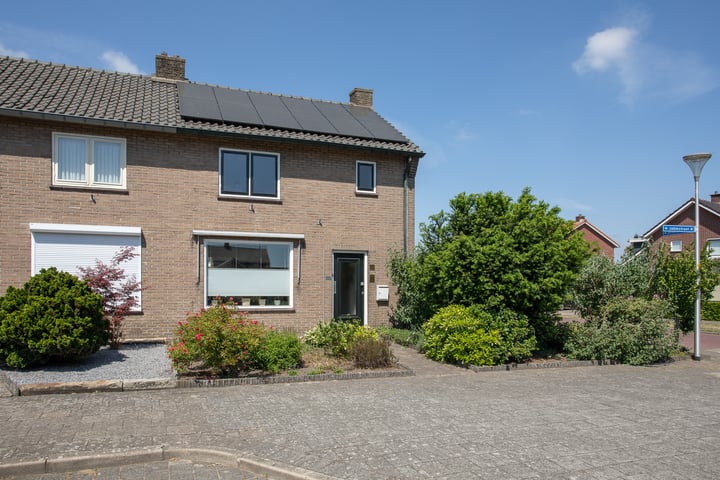Jalinkstraat 29 in Wierden foto
