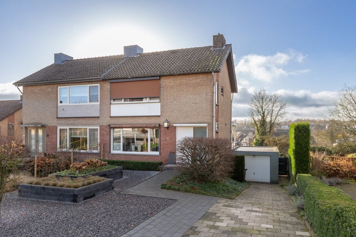 Photo of property Jamarstraat 4, Simpelveld