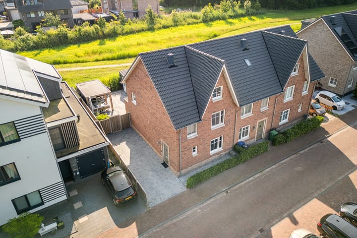 James Chadwickstraat 24 in Almere