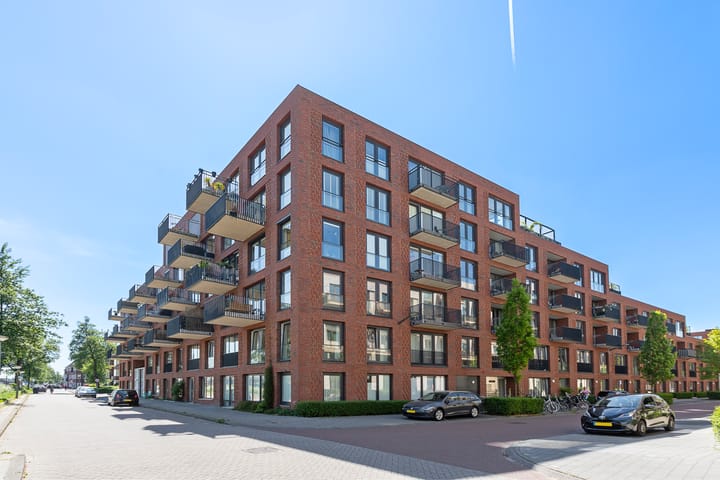Photo of property James Wattstraat 85, Groningen