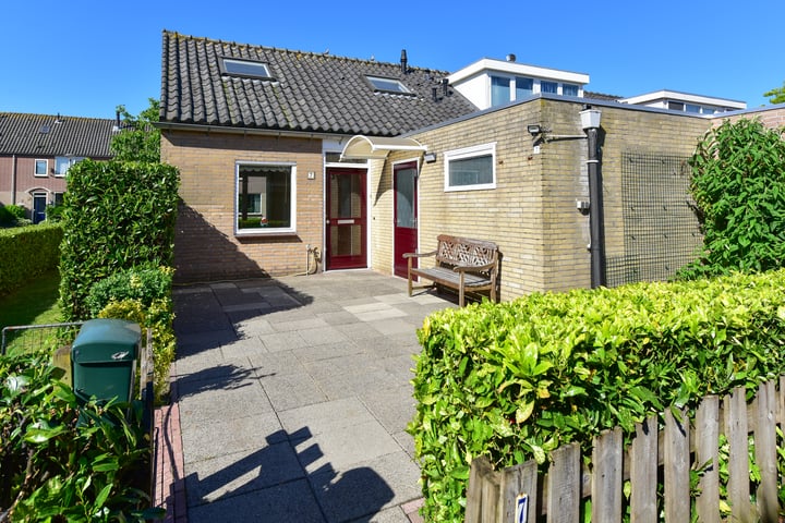 Photo of property Jan Bulthuisstraat 7, Ouderkerk aan de Amstel
