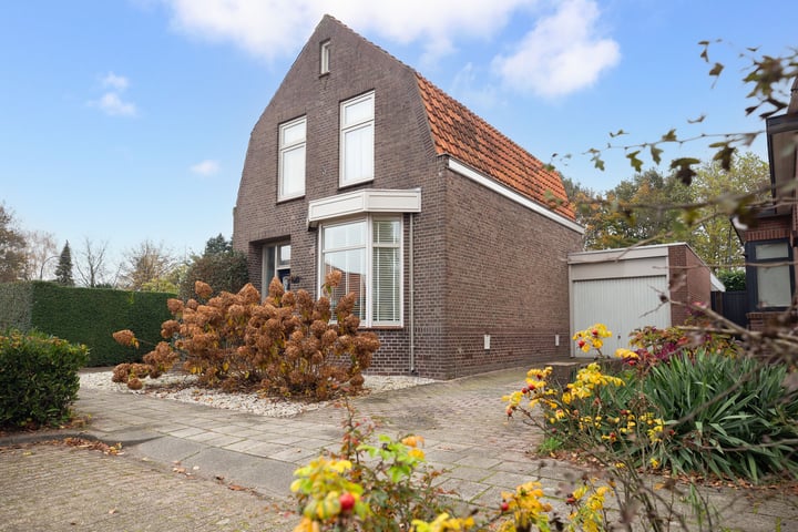 Jan de Rooijstraat 22 in Sprang-Capelle