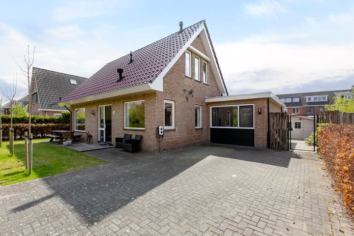 Jan Dirk van Exterlaan 24 in Almere