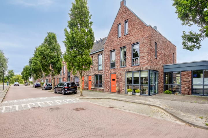 Jan Doustraat 7 in Zwaag