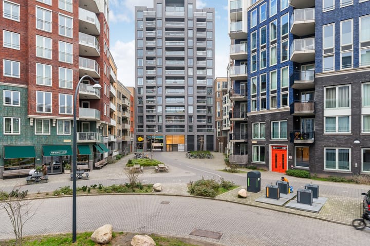 Jan Duikerhof 150 in Diemen foto