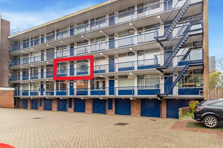 Jan Ligthartstraat 213 in Heemskerk