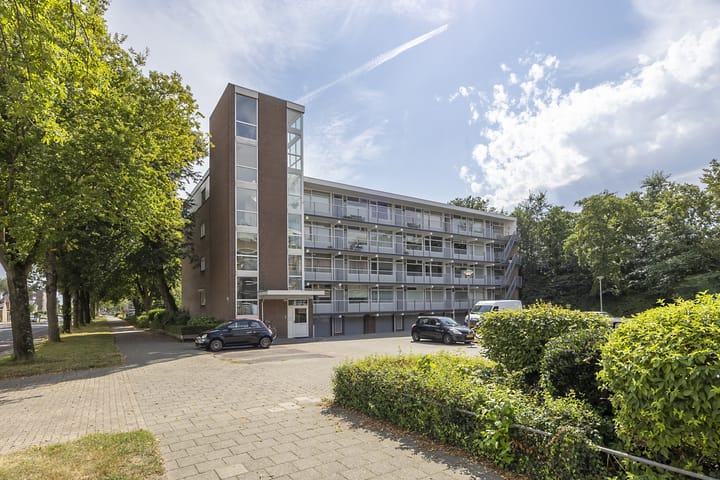Jan Ligthartstraat 671 in Heemskerk