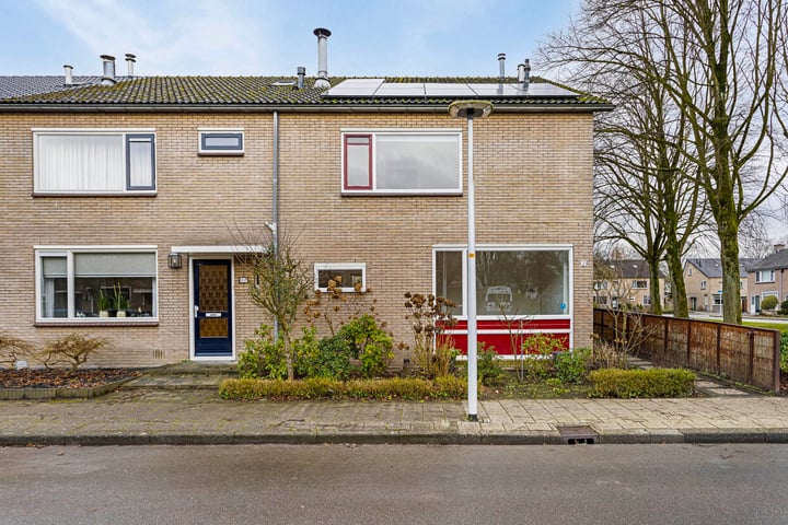 Jan Luikenstraat 2 in Hengelo