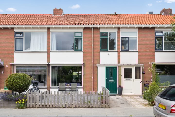 Jan Nieuwenhuijzenstraat 38 in Alphen aan den Rijn