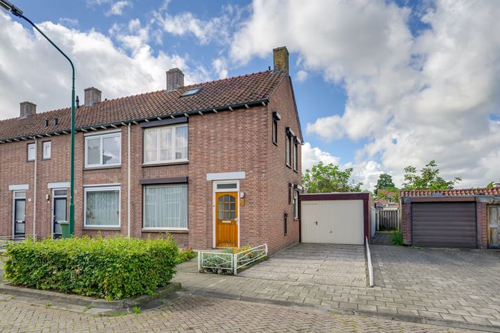 Jan Steenstraat 19 in Rijen