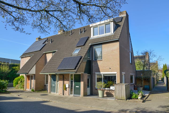 Photo of property Jan ter Gouwweg 99, Naarden