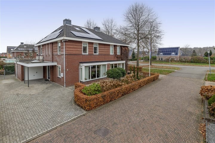 Jan Tooroplaan 4 in Veendam