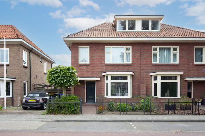 Jan Tooropstraat 4 in Winterswijk foto