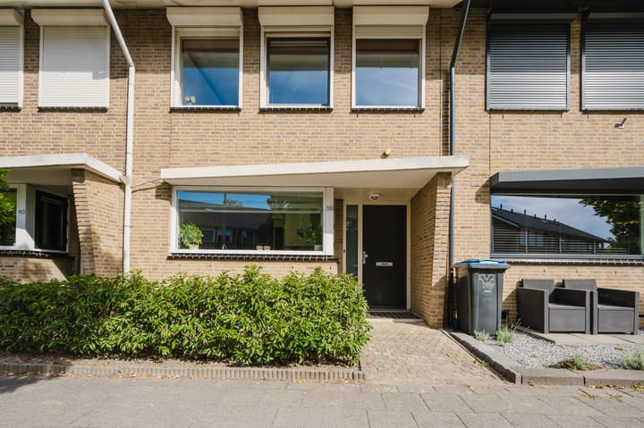 Jan van Almondestraat 58 in Poortugaal