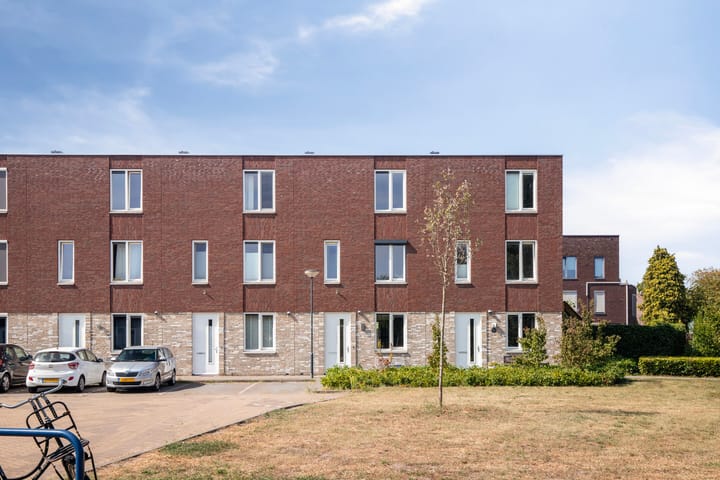 Jan van Amstelstraat 53 in Vught