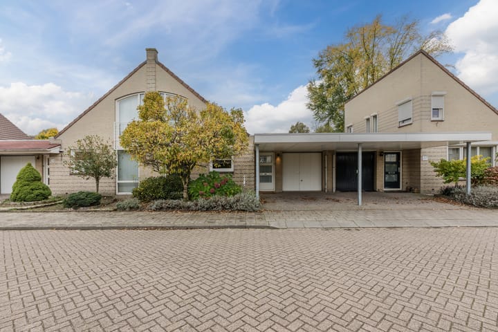 Jan van Broekhuizenstraat 22 in Venlo