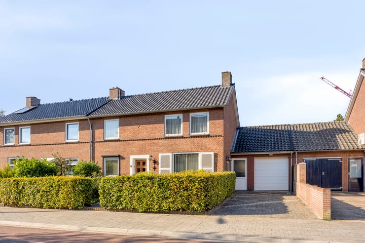 Photo of property Jan van Cuijkstraat 12, Cuijk
