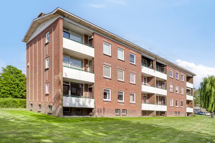 Jan van der Heydenstraat 1 in Hengelo Foto