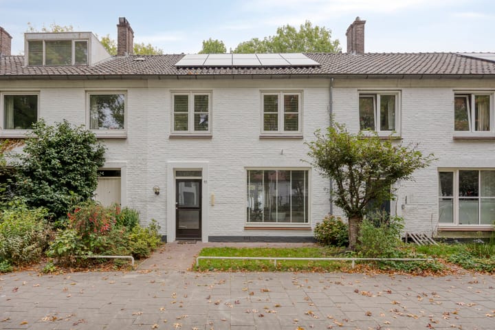 Jan van Eyckgracht 83 in Eindhoven