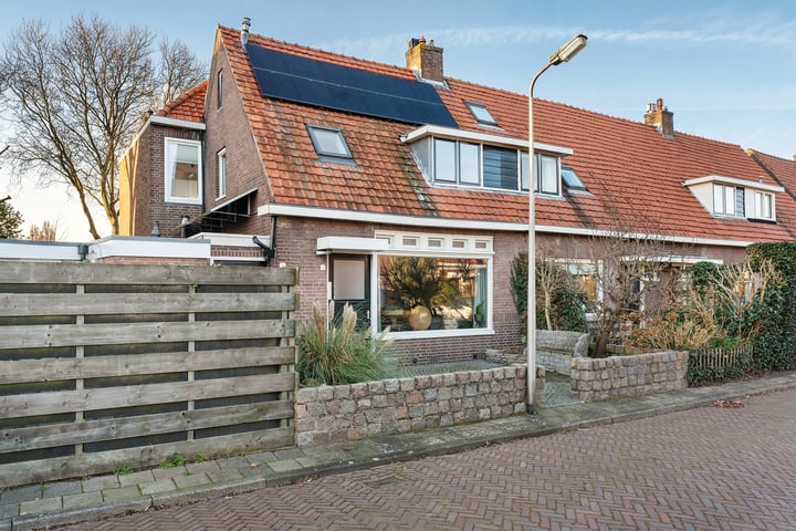 Jan van Galenstraat 1 in Meppel