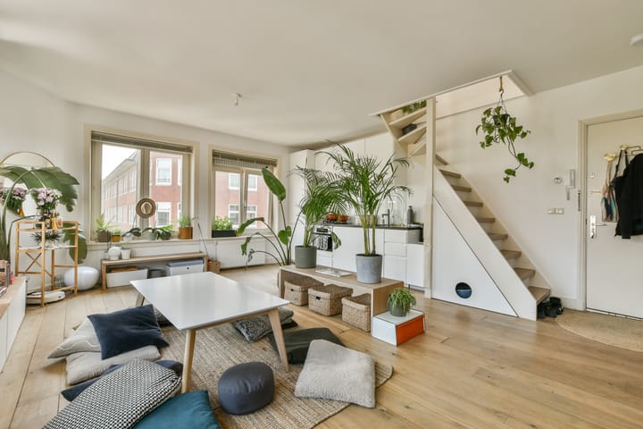 Jan van Galenstraat 111D in Amsterdam foto