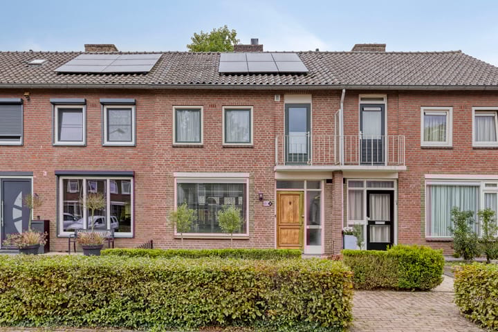Jan van Galenstraat 18 in Oirschot